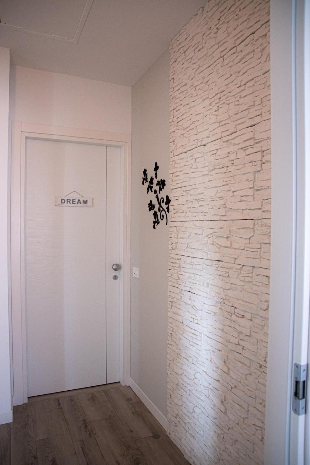 Flyingaway Bed & Breakfast บอร์โซ เดล กราปปา ภายนอก รูปภาพ