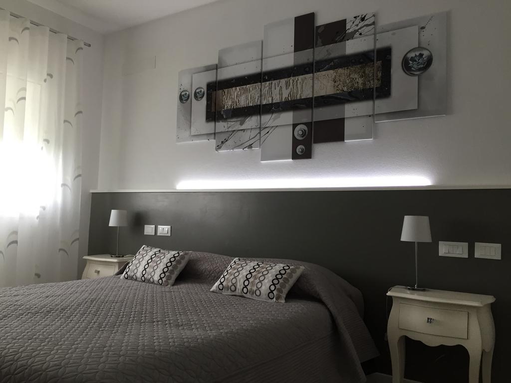 Flyingaway Bed & Breakfast บอร์โซ เดล กราปปา ห้อง รูปภาพ